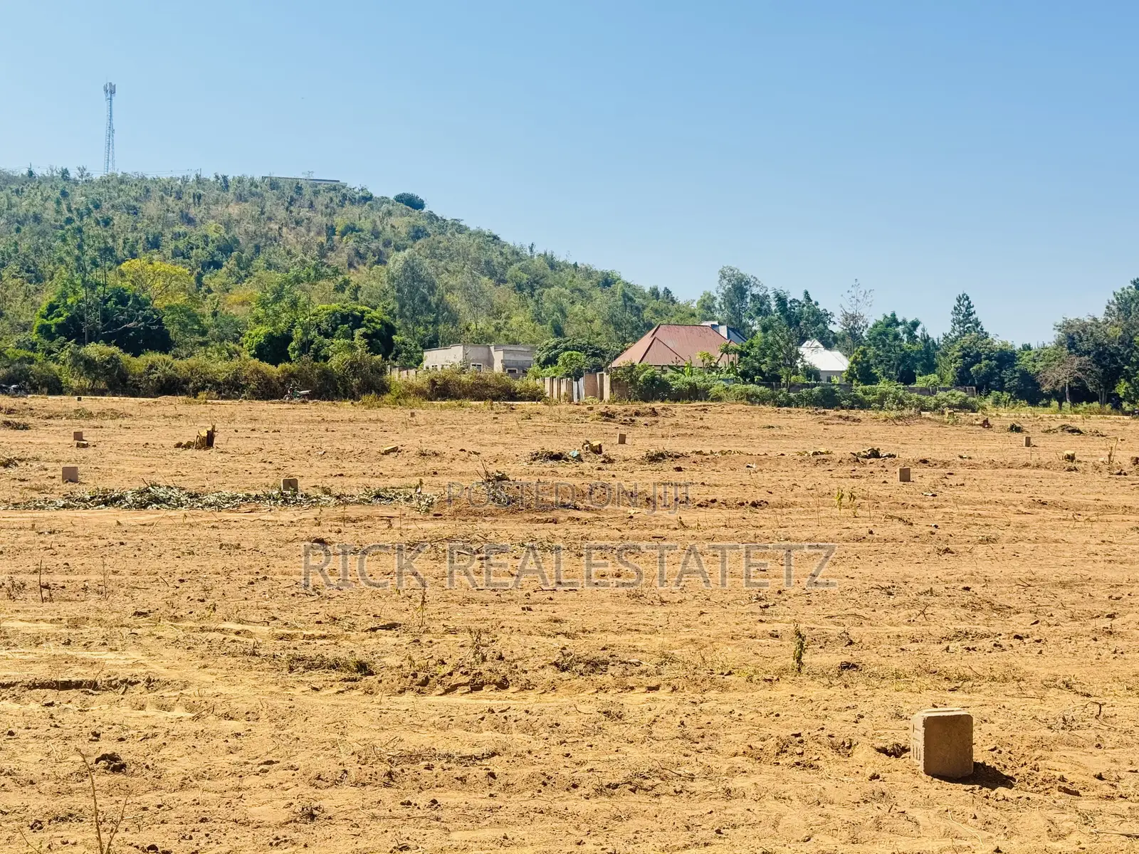 Viwanja Vinauzwa Kisesa Kanyama Karibu Na Chuo Cha Mwanza City College