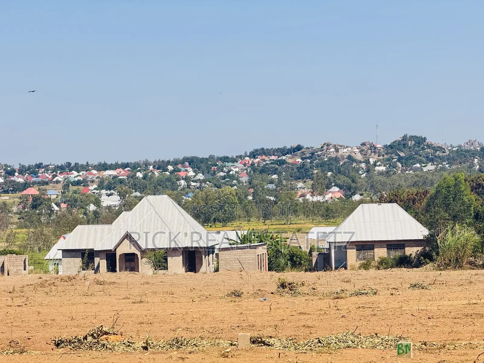 Viwanja Vinauzwa Kisesa Kanyama Karibu Na Chuo Cha Mwanza City College
