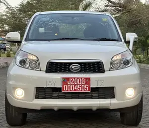 Toyota Rush 2010 White