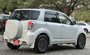 Toyota Rush 2010 White