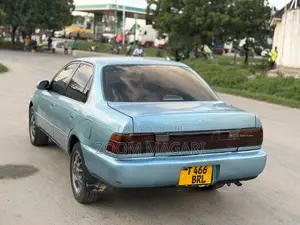 Toyota Corolla 2001 Blue