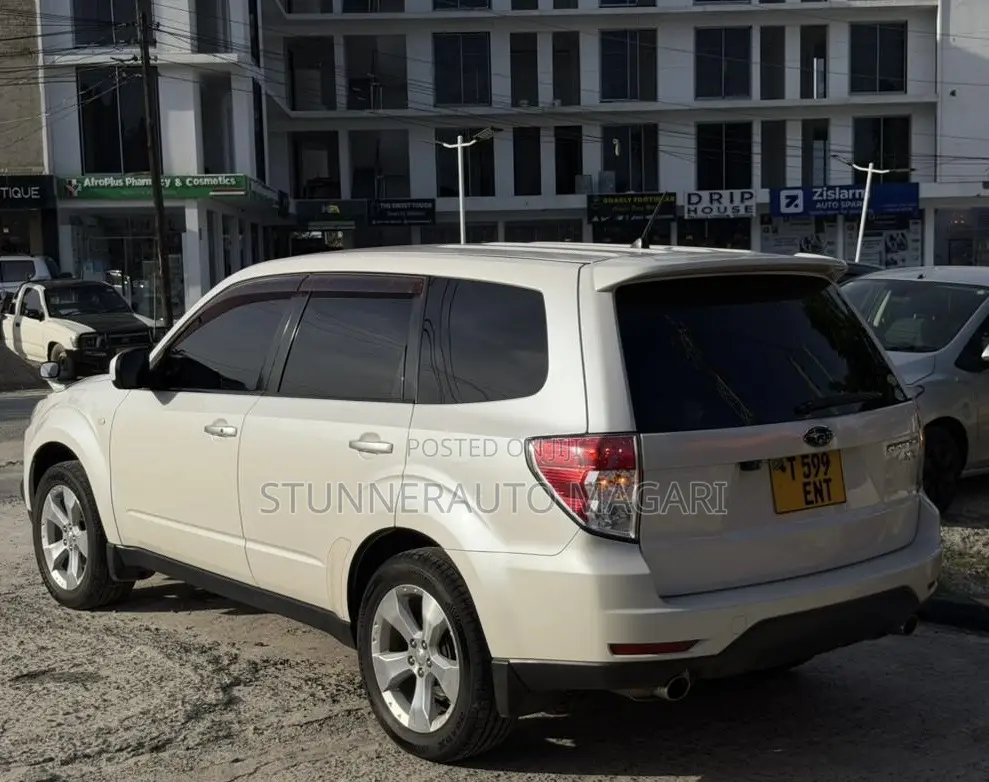 Subaru Forester 2008 White