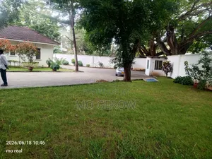5bdrm Bungalow in Oyster Bay for rent