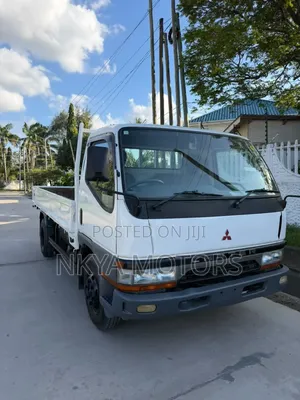 Mitsubishi Fuso Canter 1996 White