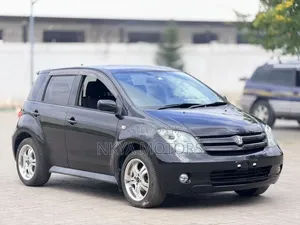 Toyota IST 2003 Black