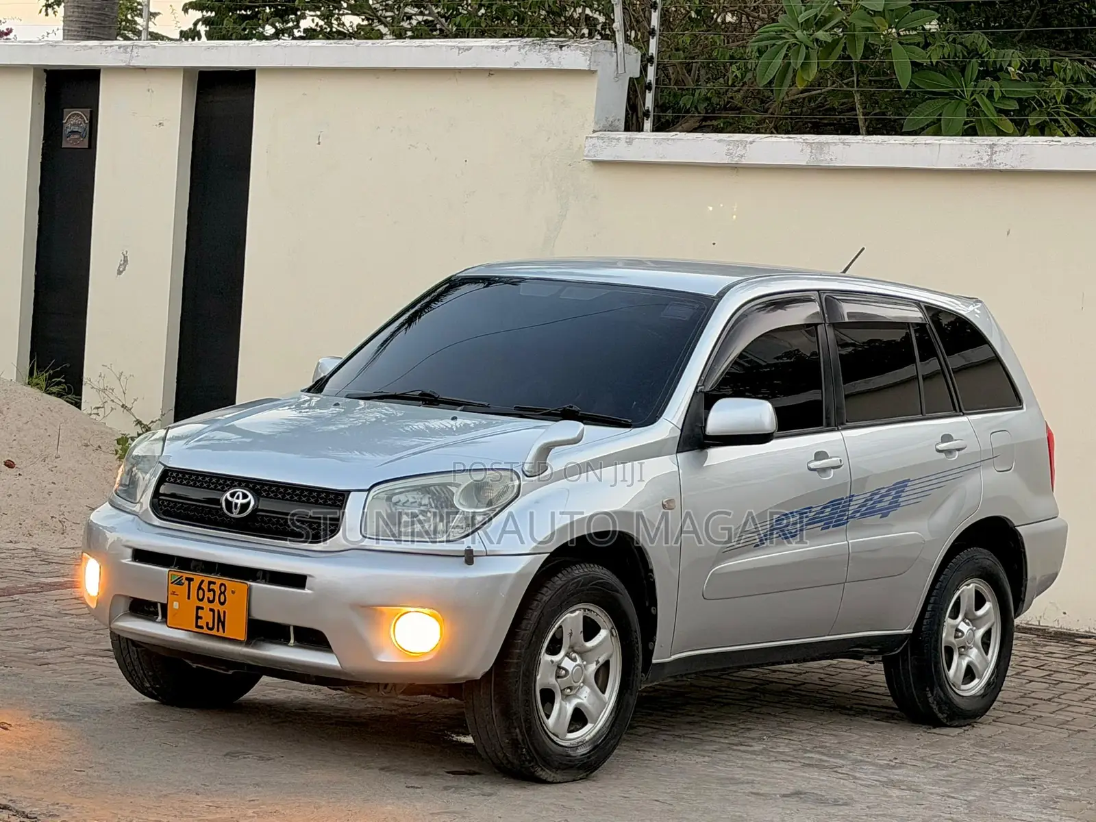 Toyota RAV4 2005 Silver
