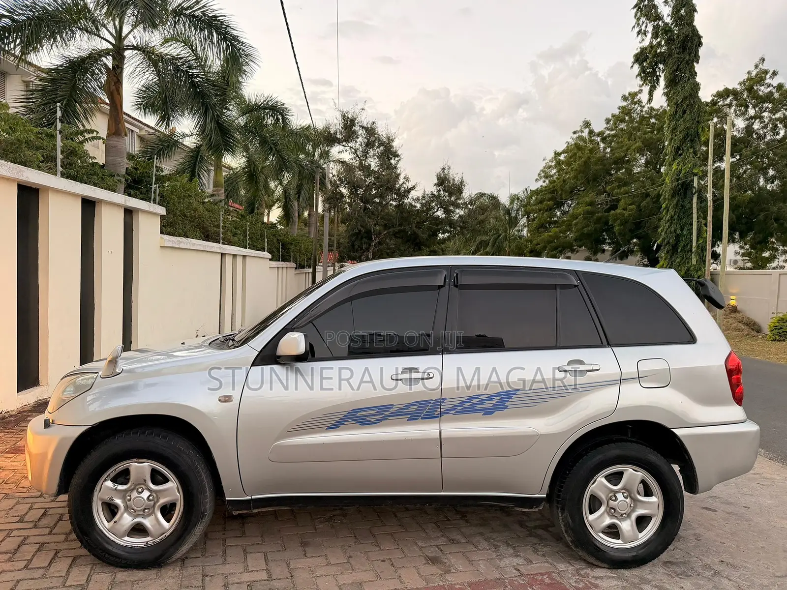 Toyota RAV4 2005 Silver