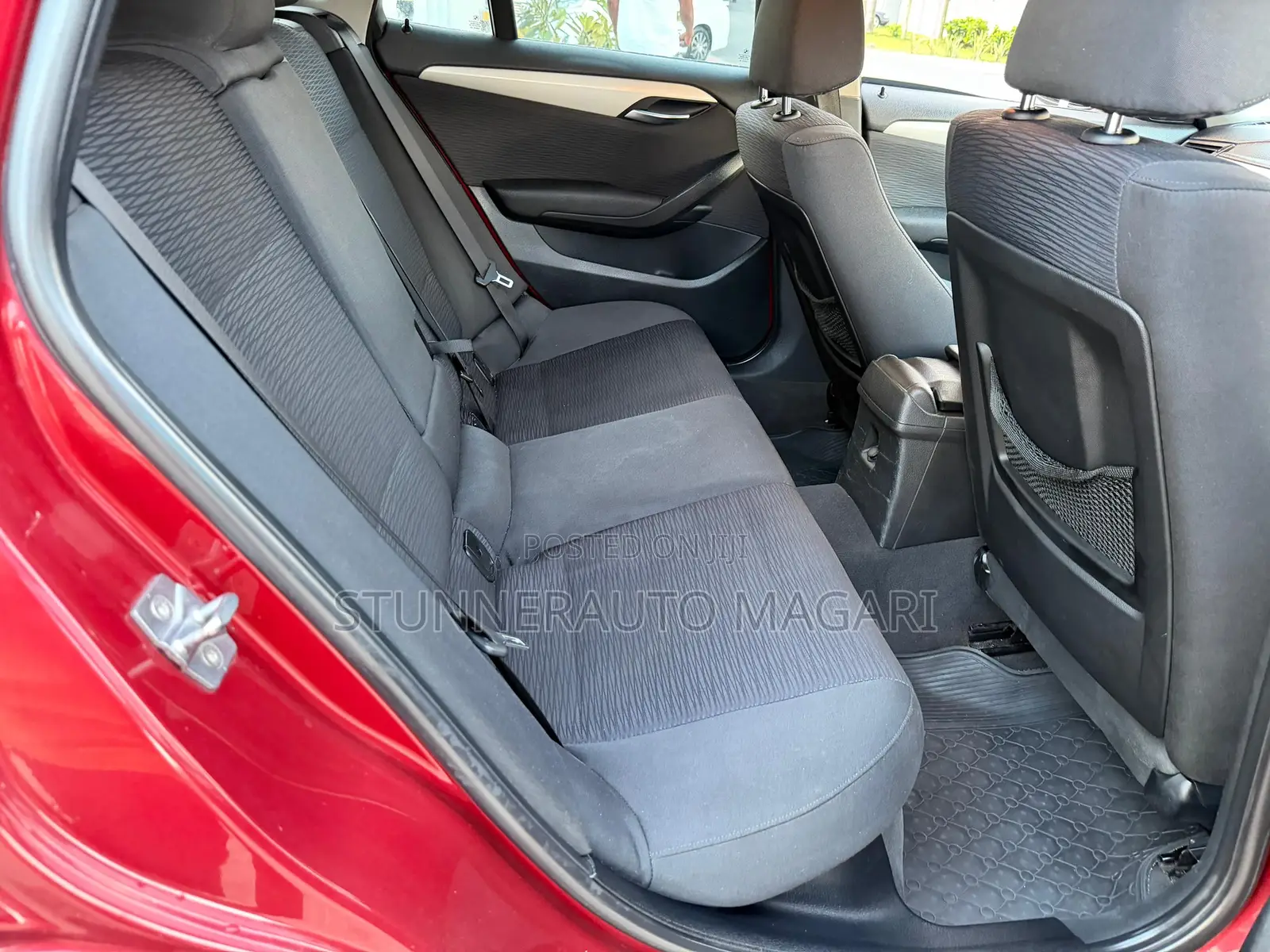 BMW X1 2011 Maroon