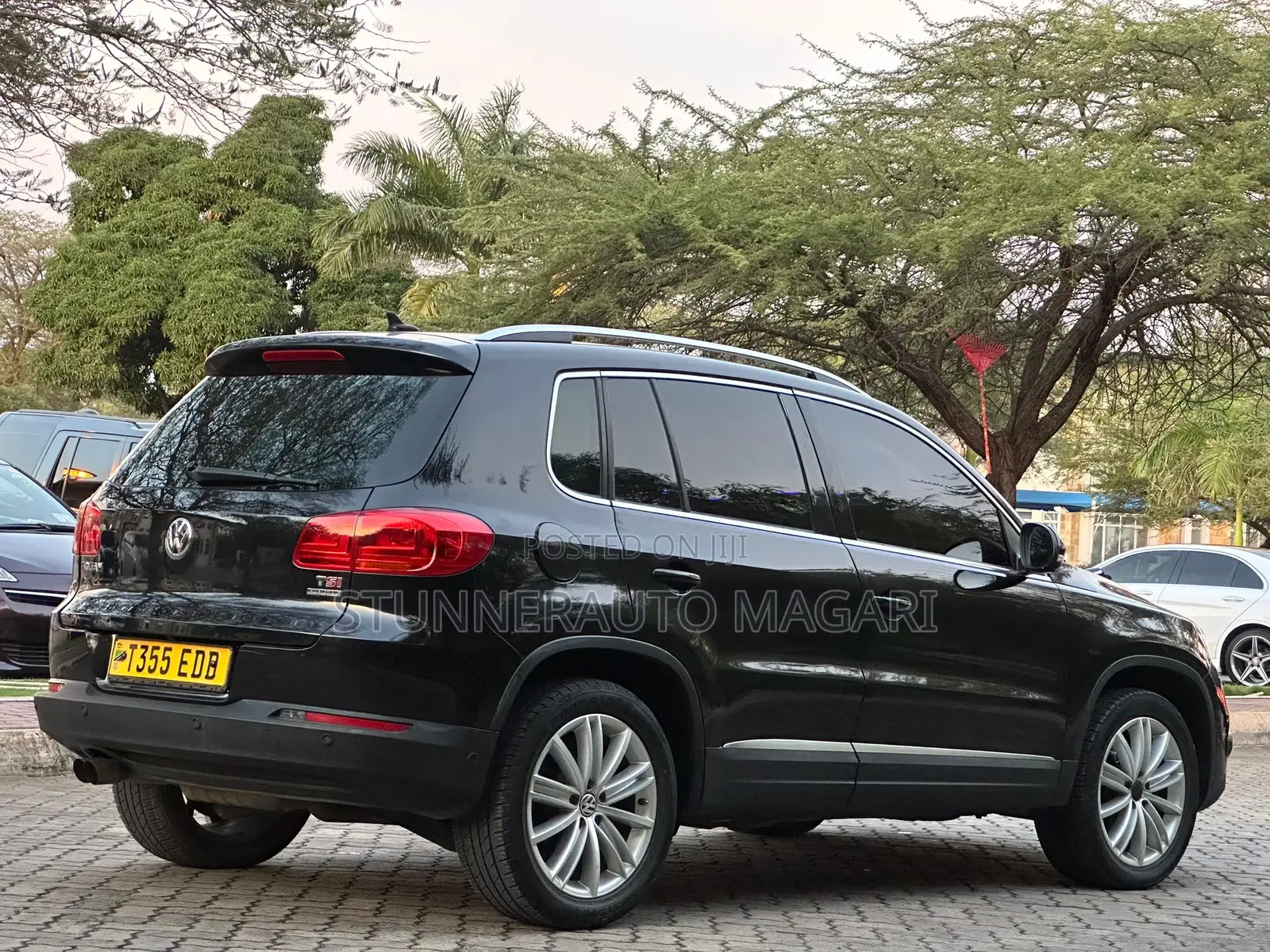 Volkswagen Tiguan 2012 Black