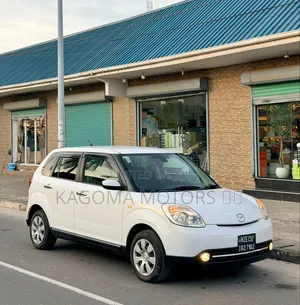 Mazda Verisa 2010 White