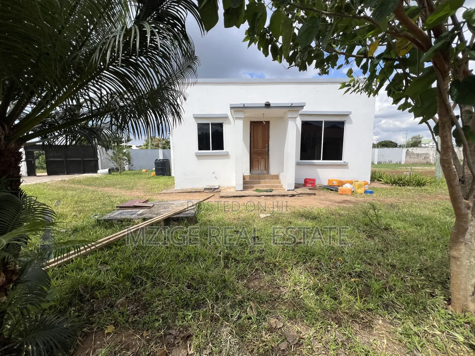 Eneo Lenye View Nzuri Bahari Ya Hindi Linauzwa Bunju Beach