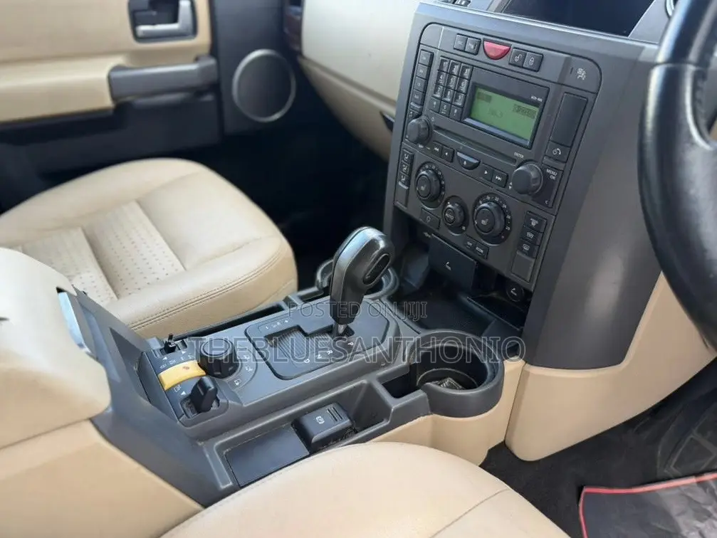 Land Rover Discovery 2008 Gray