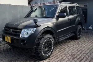 Mitsubishi Pajero 2007 Matt Black