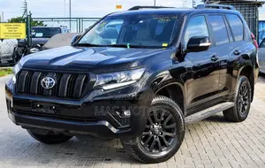 Toyota Land Cruiser Prado 2.8 2023 Black