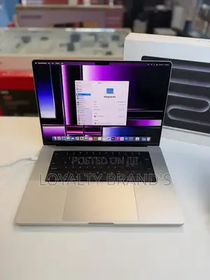 New Laptop Apple MacBook Pro 2025 M5 24GB Apple M5 SSD 1T