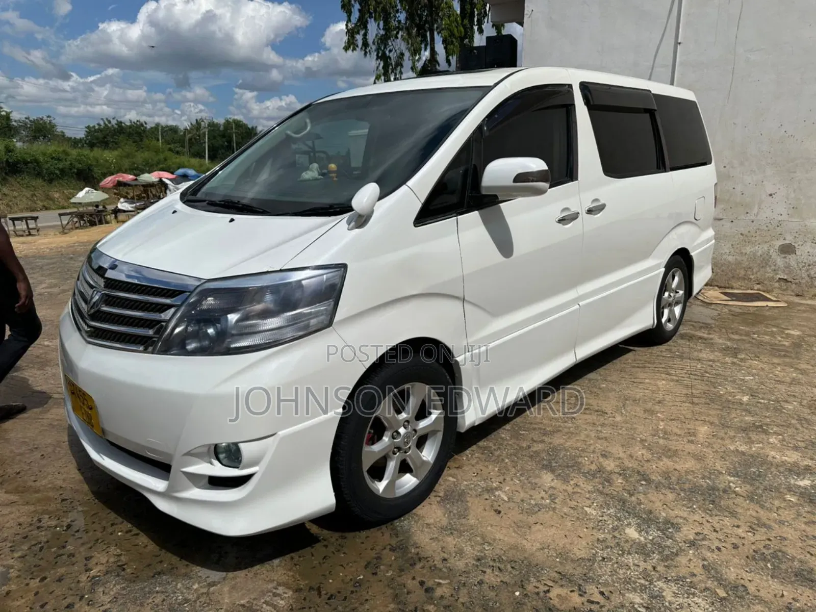 Toyota Alphard 2007 White