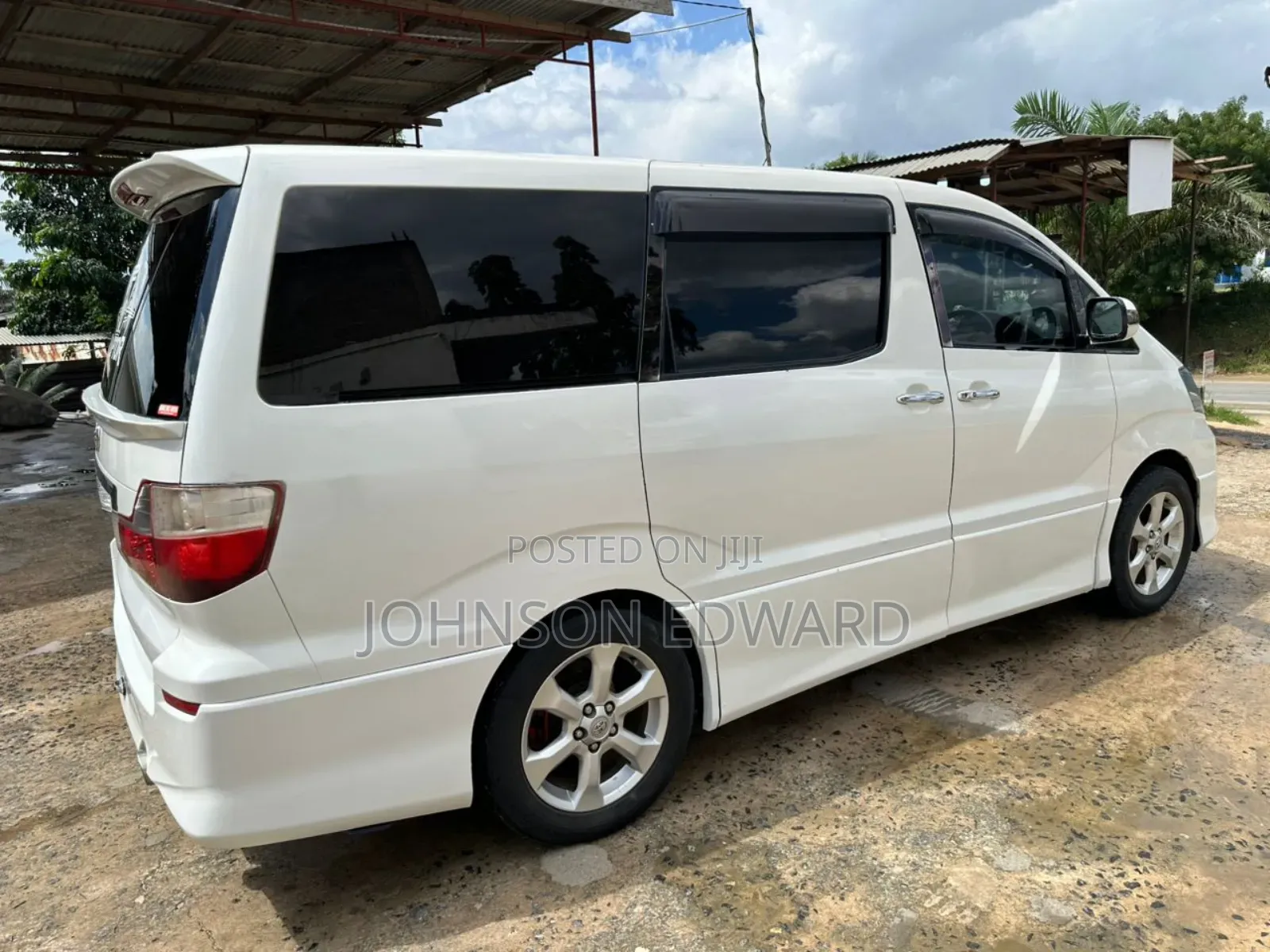 Toyota Alphard 2007 White