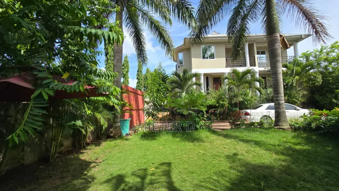 4bdrm House in Goba for sale