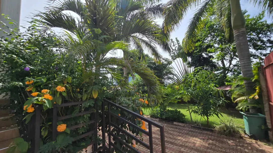4bdrm House in Goba for sale