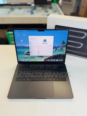 New Laptop Apple MacBook Pro 2023 M3 Pro 18GB Apple M3 Pro SSD 512GB