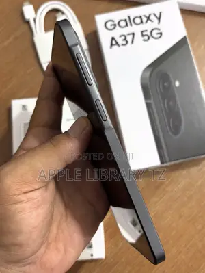 New Samsung Galaxy A37 128 GB Black