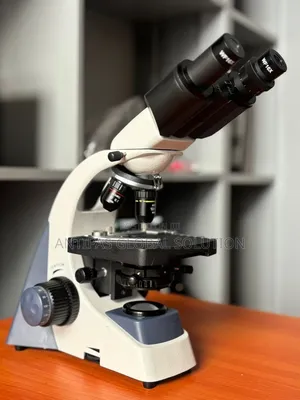 Microscope