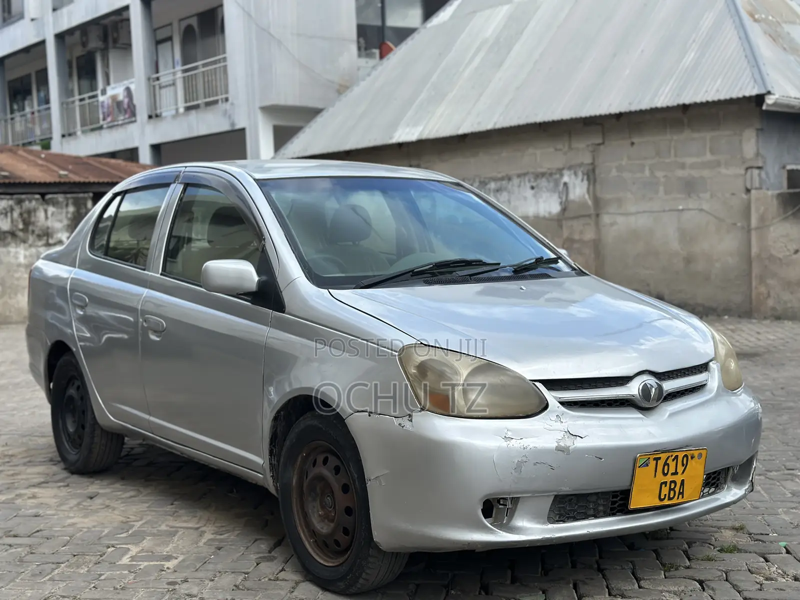 Toyota Platz 1.3 AWD 2003 Silver