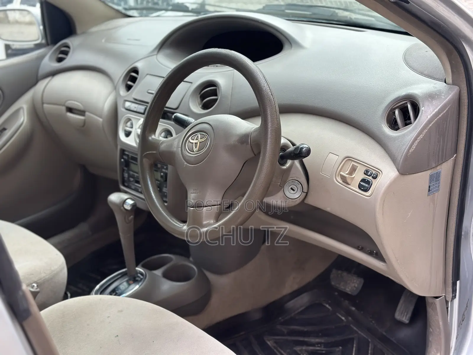Toyota Platz 1.3 AWD 2003 Silver