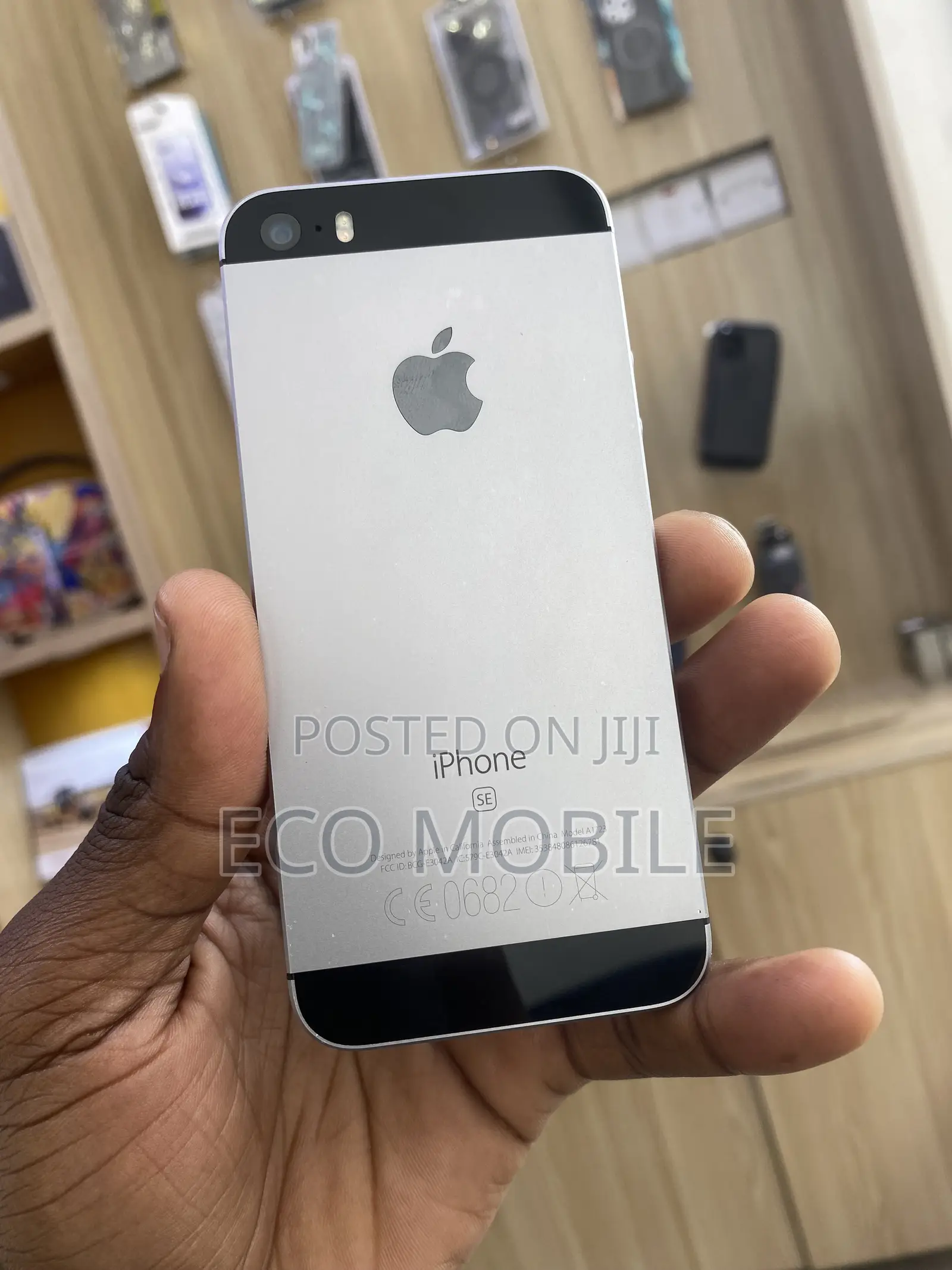 Apple iPhone SE 16 GB Silver
