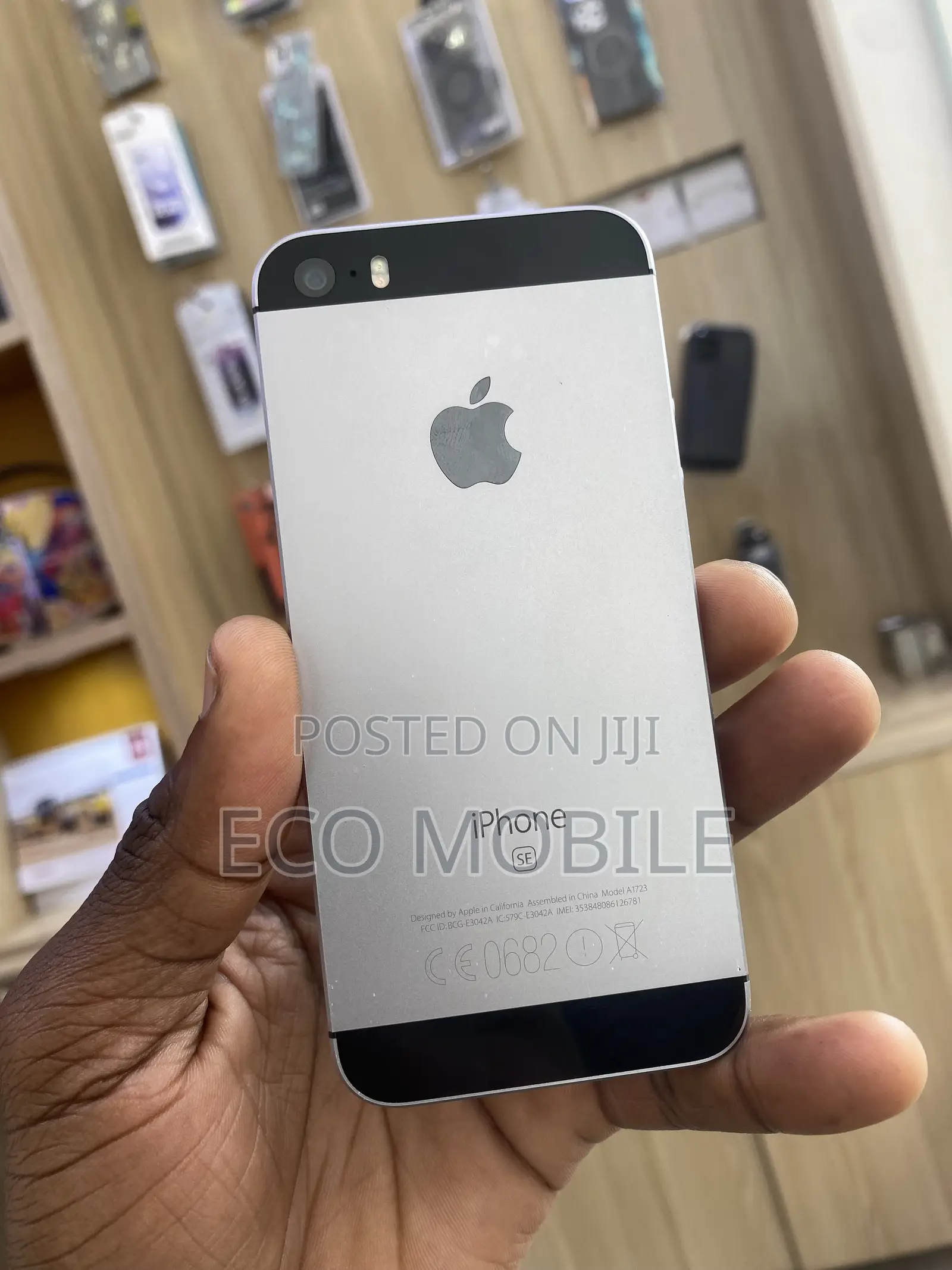 Apple iPhone SE 16 GB Silver