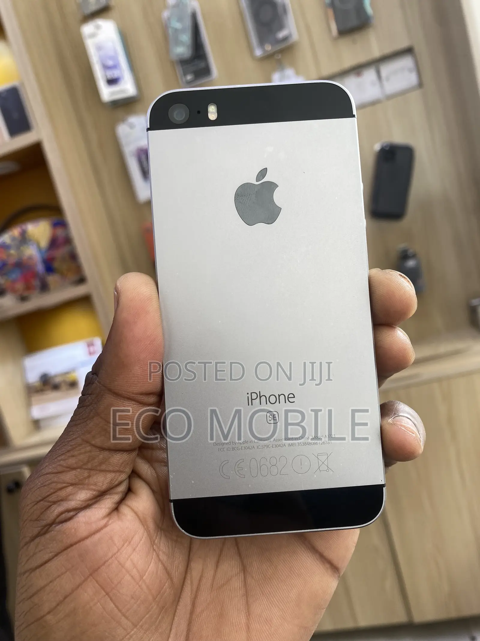 Apple iPhone SE 16 GB Silver