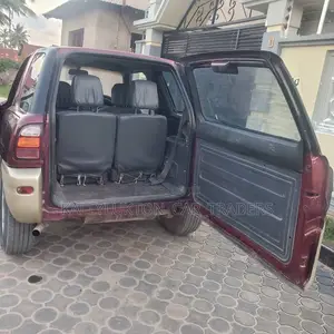 Toyota RAV4 2005 Red