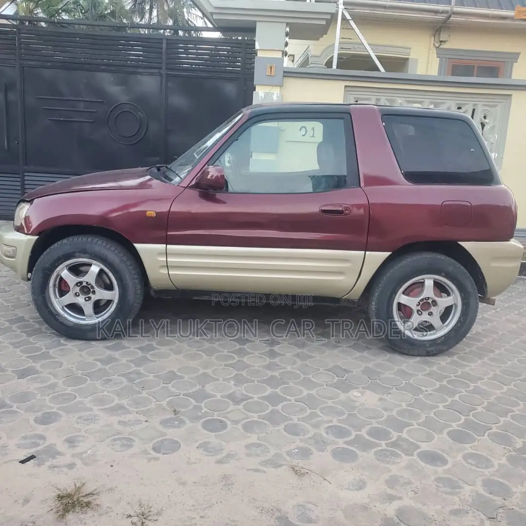 Toyota RAV4 2005 Red