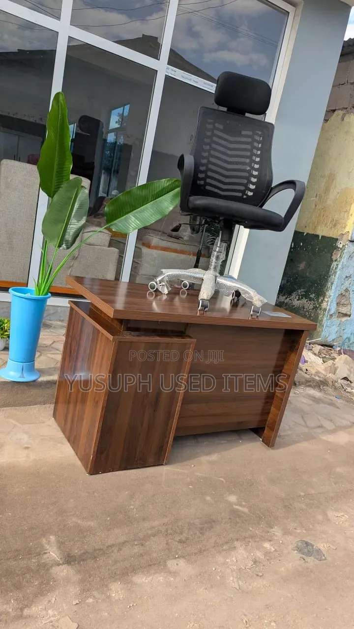 Office Table With Clean Finishing