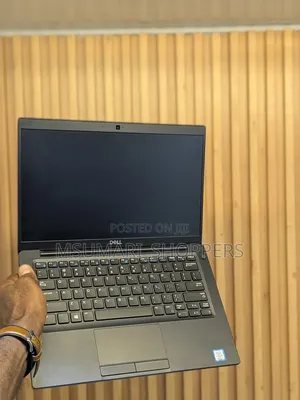 Laptop Dell Latitude 7390 8GB Intel Core i5 SSD 256GB