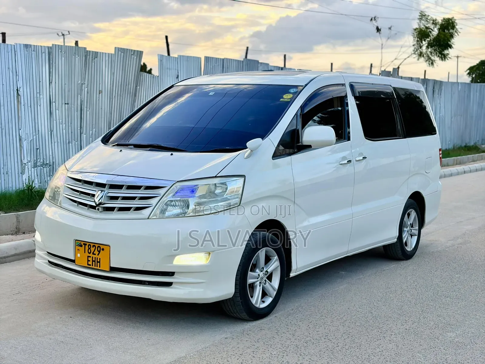 Toyota Alphard 2007 White
