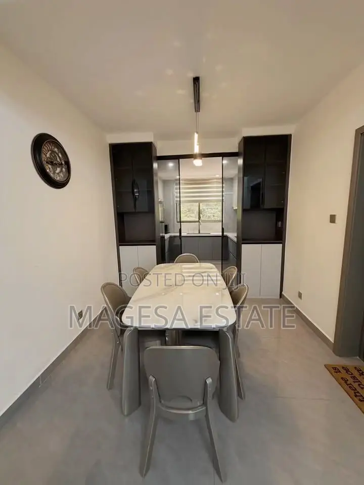 Furnished 3bdrm Apartment in Oysterbay for rent