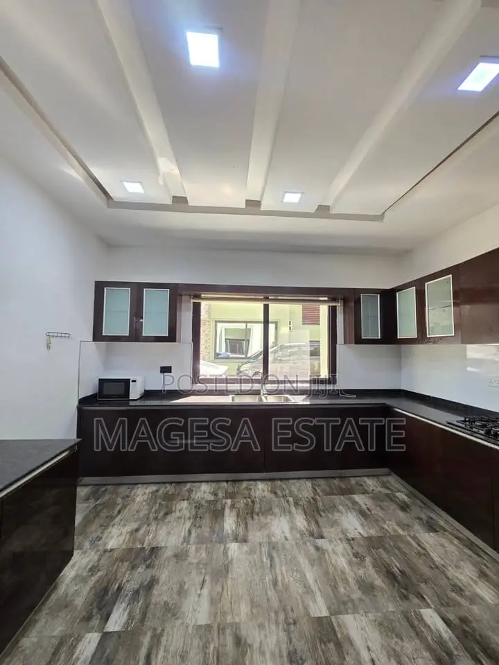 Furnished 5bdrm Villa in Masaki for rent