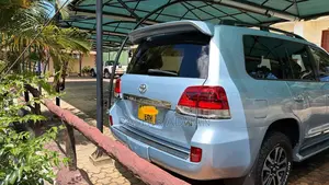 Toyota Land Cruiser 4.5 V8 TD STD 2010 Blue