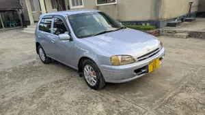 Toyota Starlet 2002 Silver