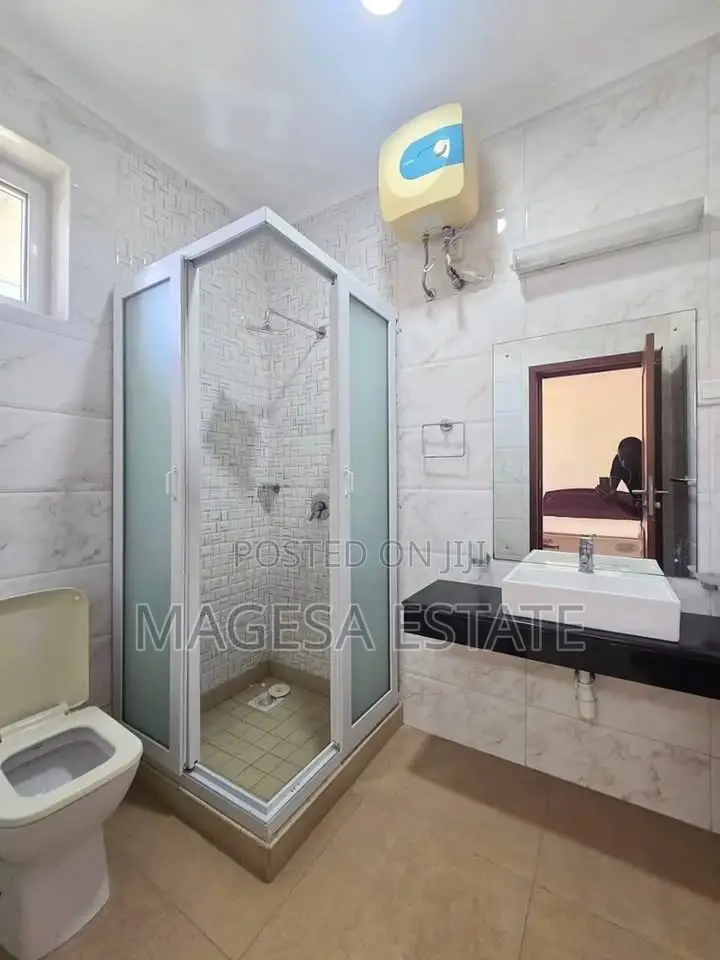 Furnished 4bdrm Apartment in Oysterbay for rent