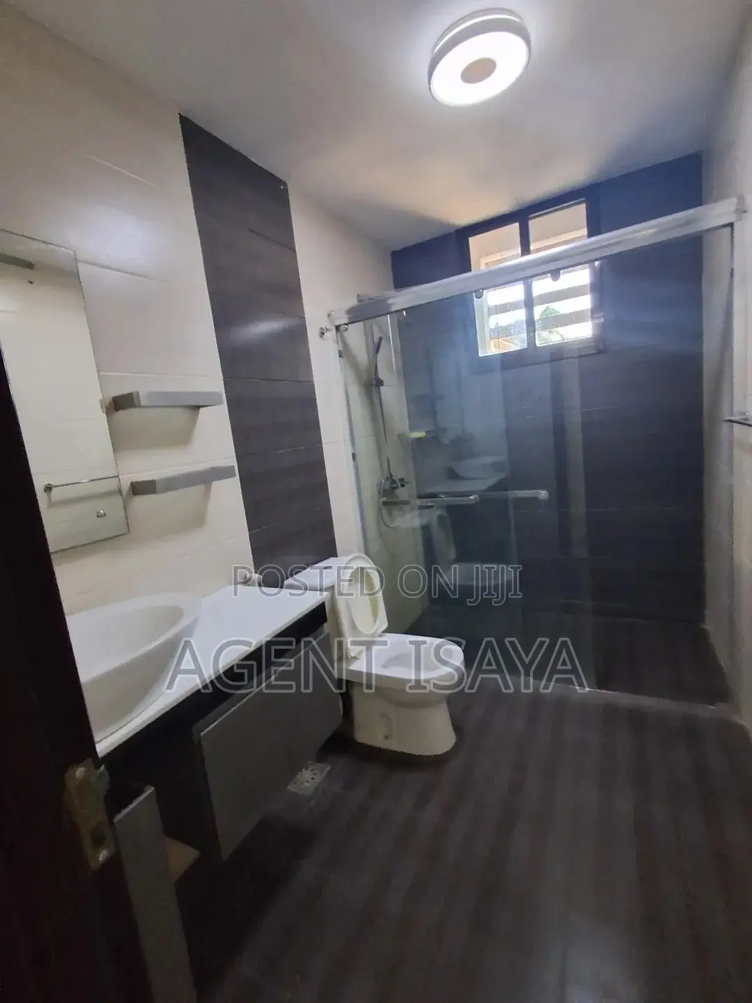 Furnished 3bdrm Apartment in Oyster Bay for rent
