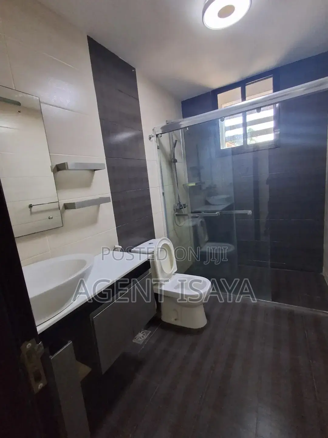 Furnished 3bdrm Apartment in Oyster Bay for rent