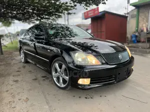 Toyota Crown Royale 2005 Black