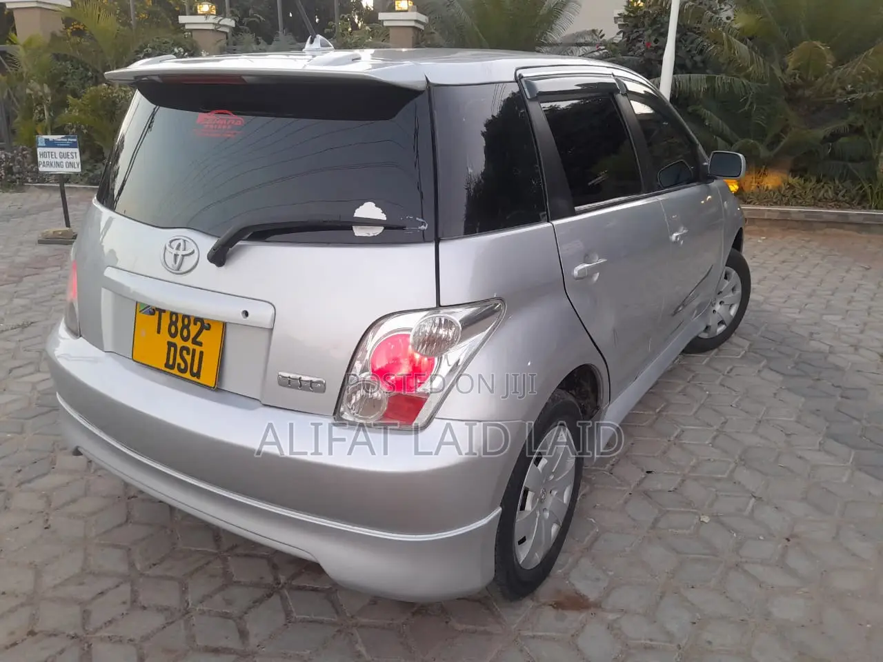 Toyota IST 2004 Silver