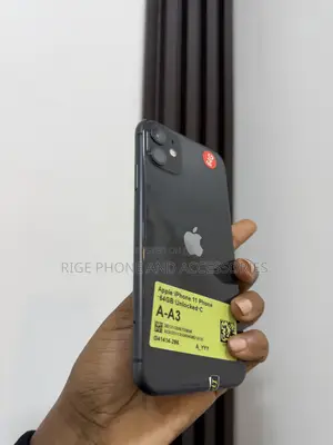 Apple iPhone 11 64 GB Black