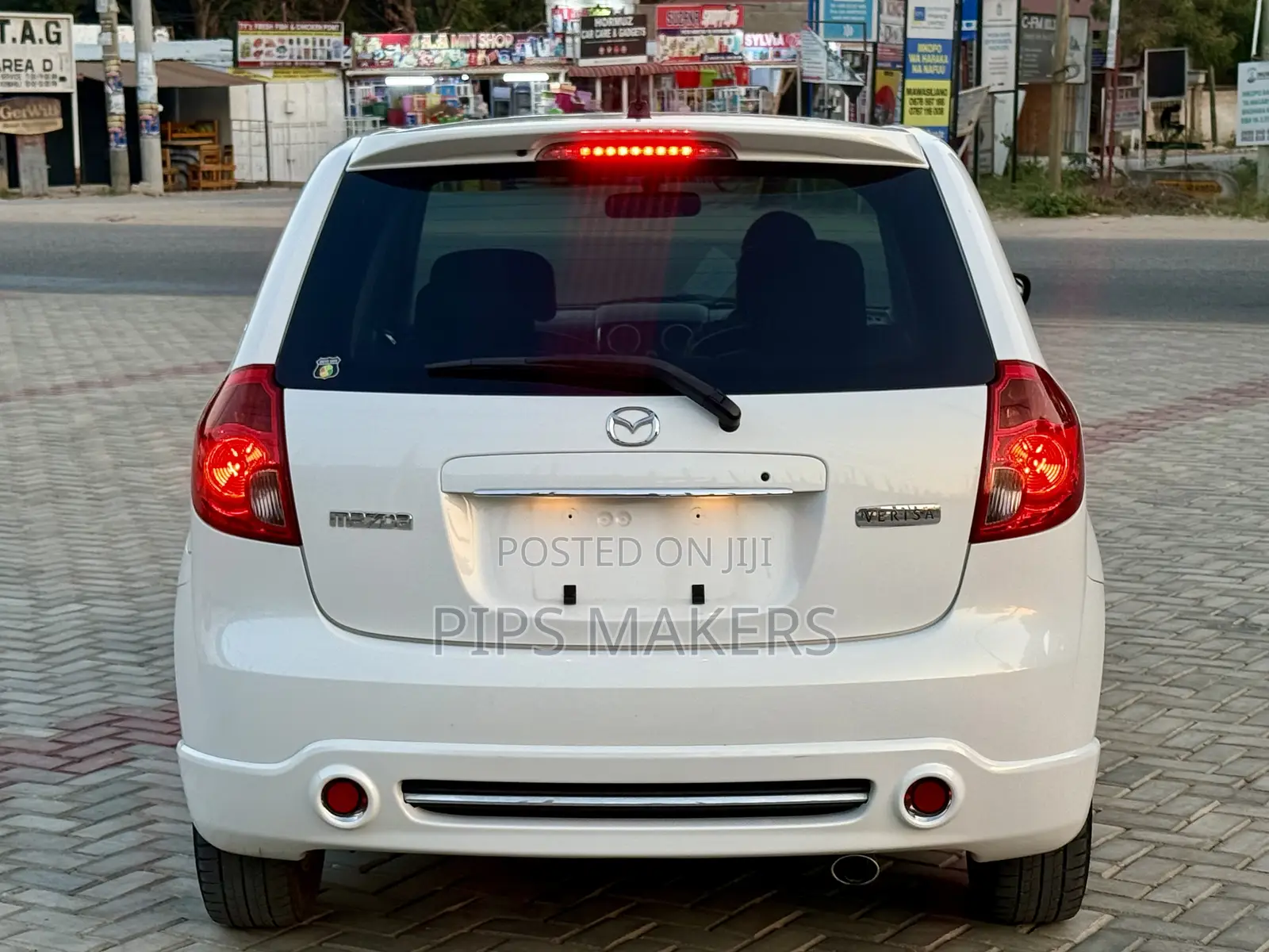Mazda Verisa 2008 White