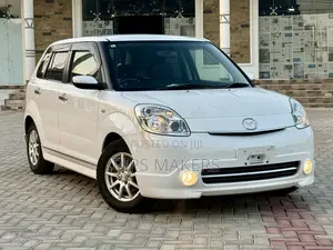 Mazda Verisa 2008 White