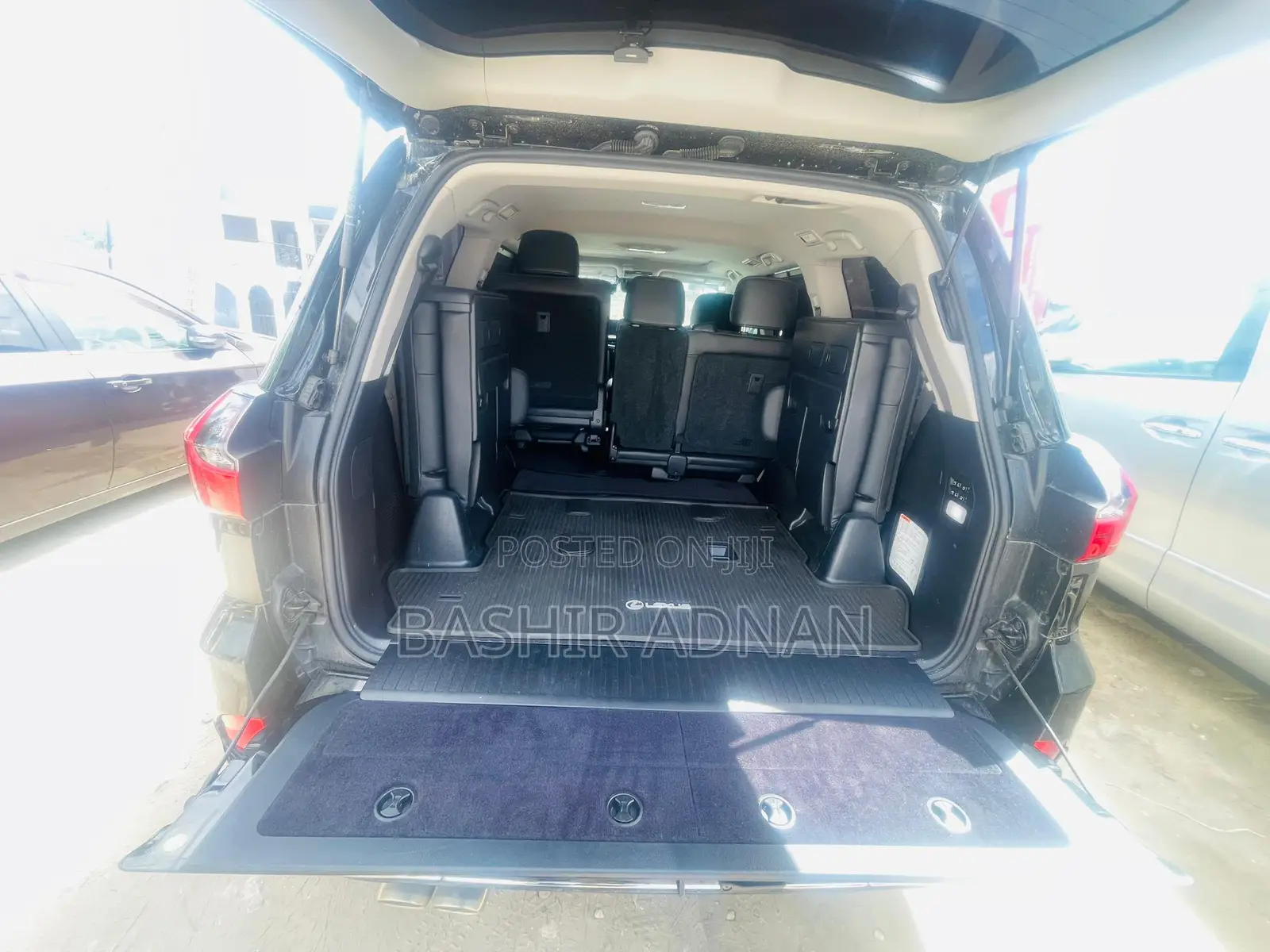 Lexus LX 570 AWD 2017 Black