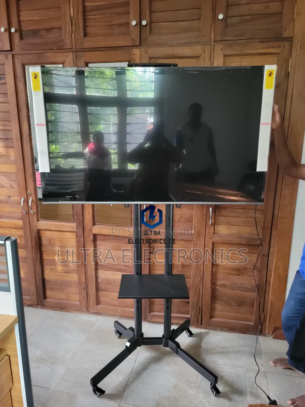 Movable Metallic Tv Stand Heavy Duty 32 To 70inch Home, Office, Church